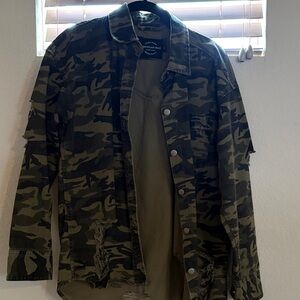 American Bazi Green Camouflage Distressed Military-Style Jean Jacket